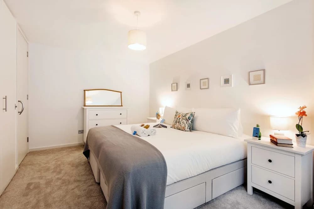 The Earl's Court Square Garden Apartment - ALBS - photo 11