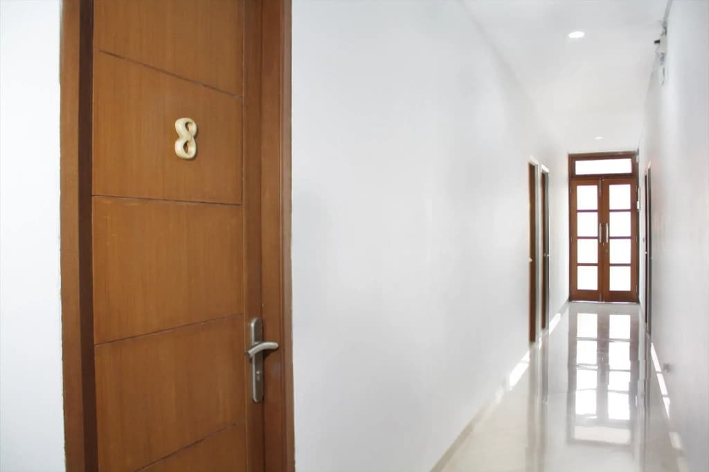 OYO 245 Juana 21 - photo 10
