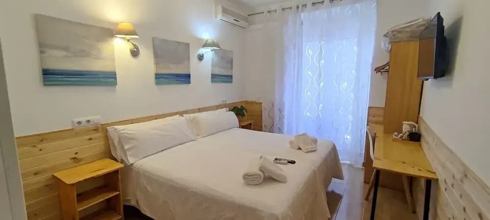 Hostal Aliste - photo 36