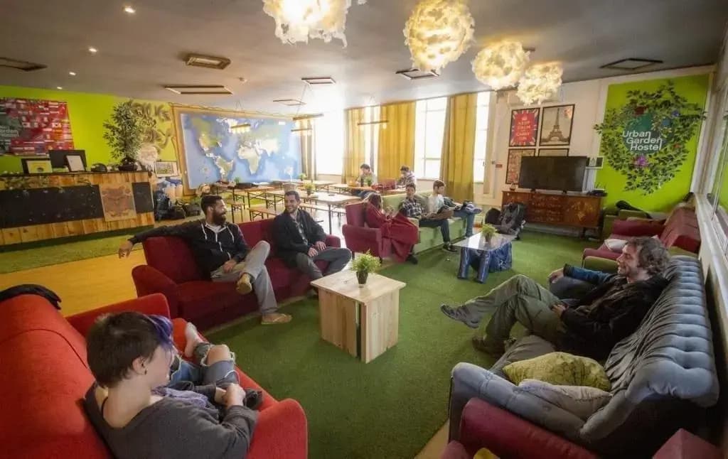 Urban Garden Hostel - photo 16