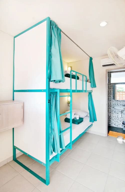 Bread & Jam Hostel - photo 26