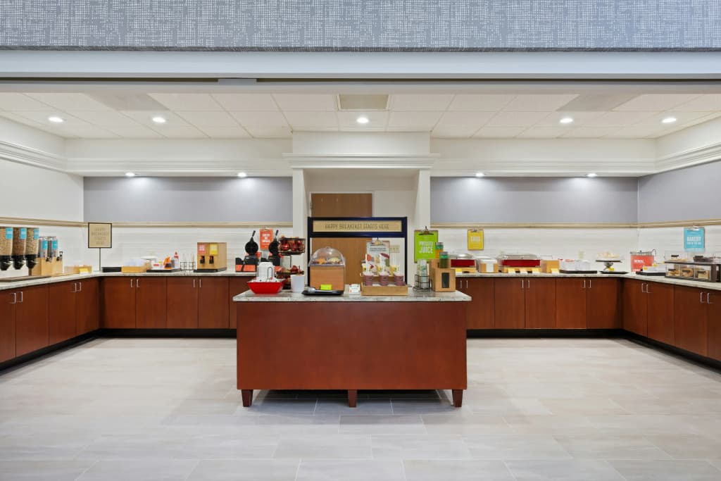 Hampton Inn & Suites Orlando Intl Dr N - photo 27