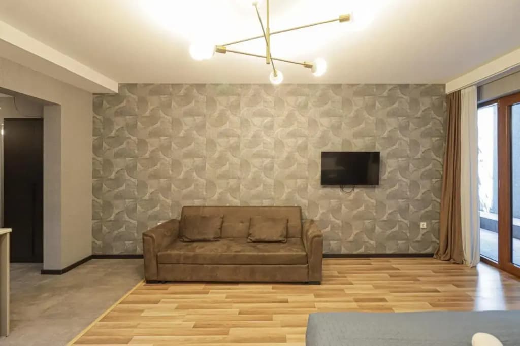 Cozy Studio Apartment in Tbilisi by Wehost - photo 4