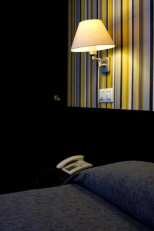 Hotel Urquinaona - photo 3