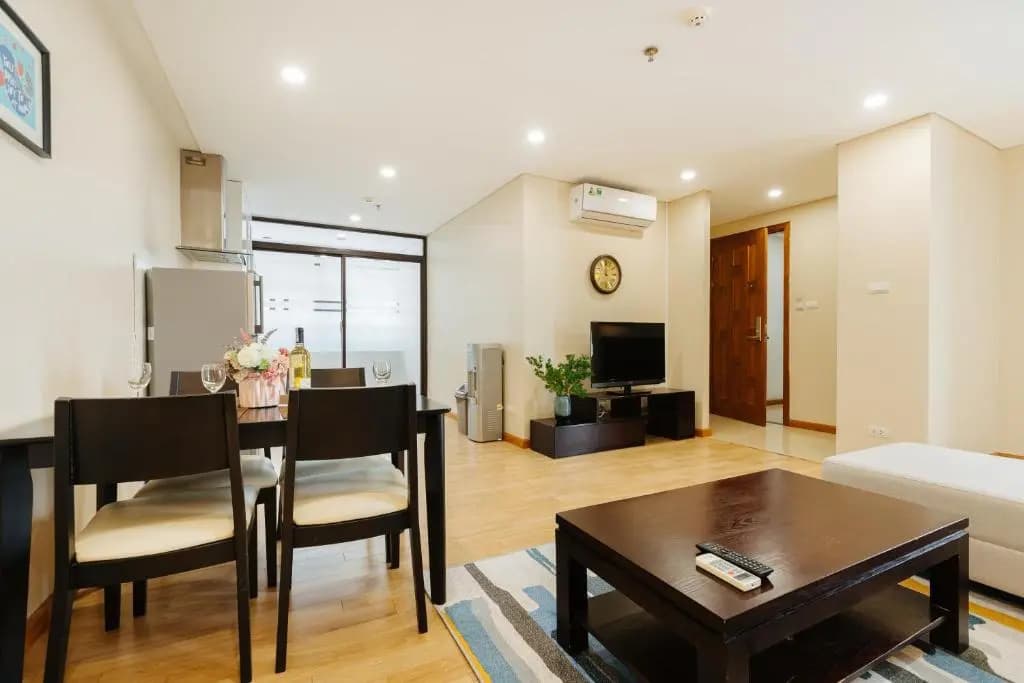 HB Serviced Apartment - 121B Quan Hoa - photo 5