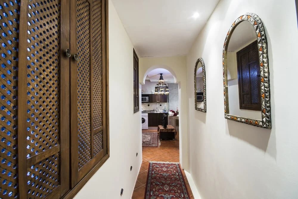 Alaia Holidays Apartments And Suite Caballero De Gracia - photo 11