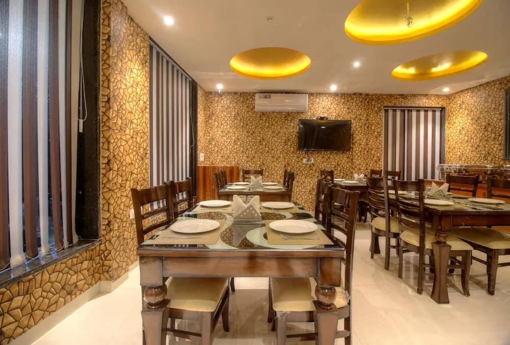 Hotel Paragon Suites - photo 18