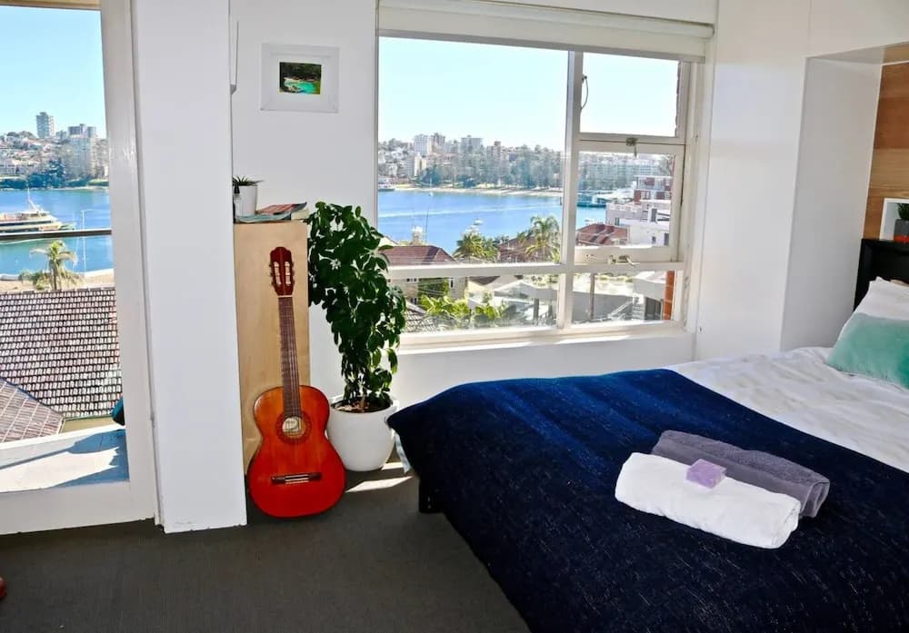 Gorgeous 2 Bedroom Apartment With Panoramic Views - photo 4