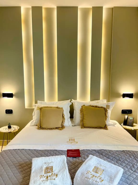 Royalty Suites Psyrri - photo 34