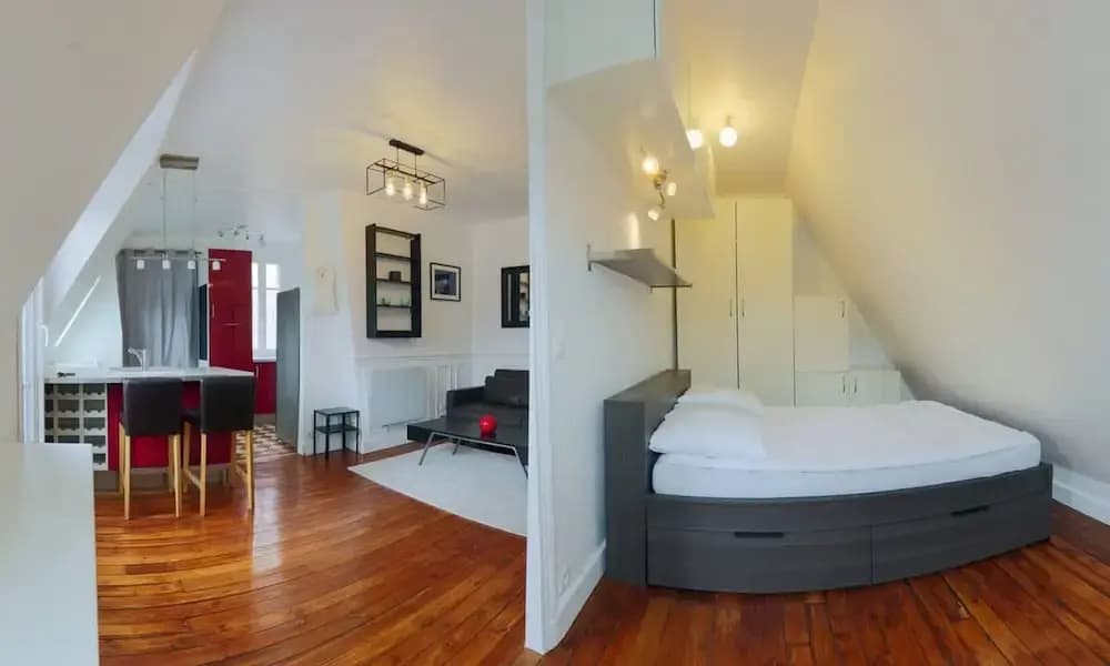 A Cozy Refuge - 18th - Mobility Lease - photo 4