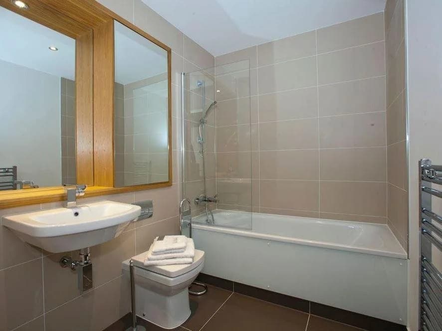 Apple Apartments Greenwich - photo 7