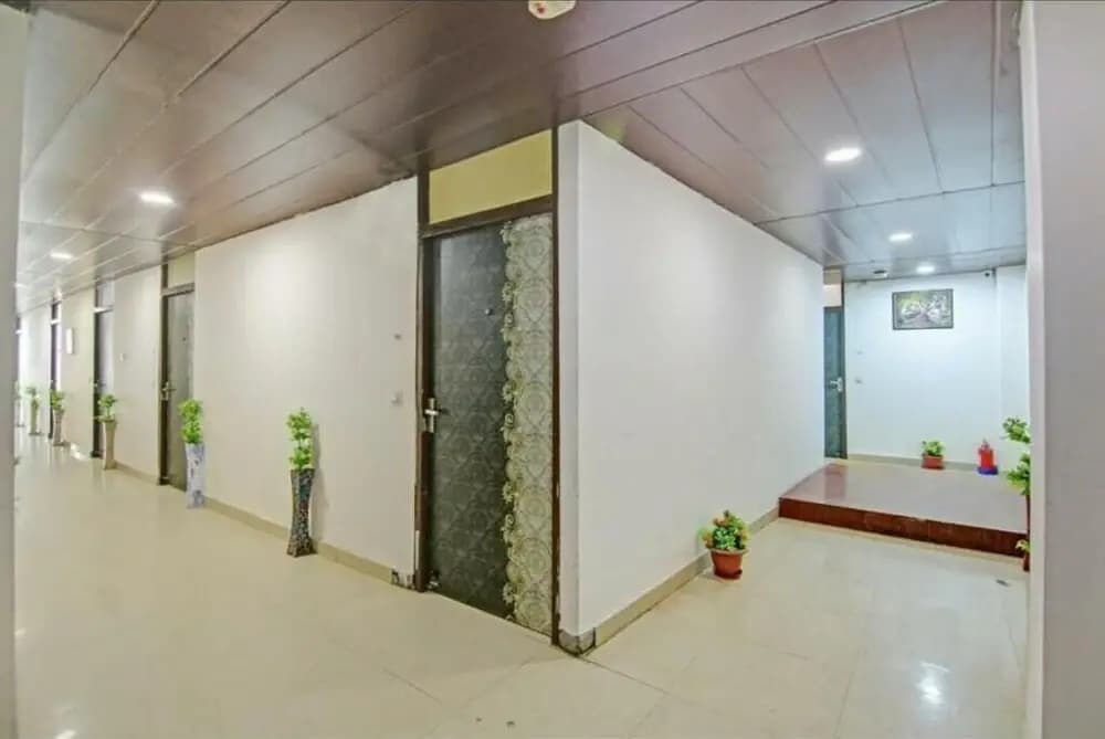 Hotel Grand Inn - photo 3