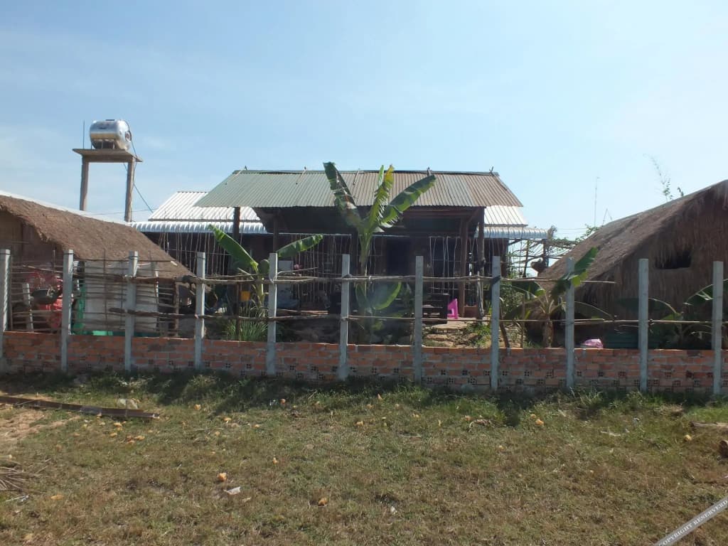 V-homestay - photo 2