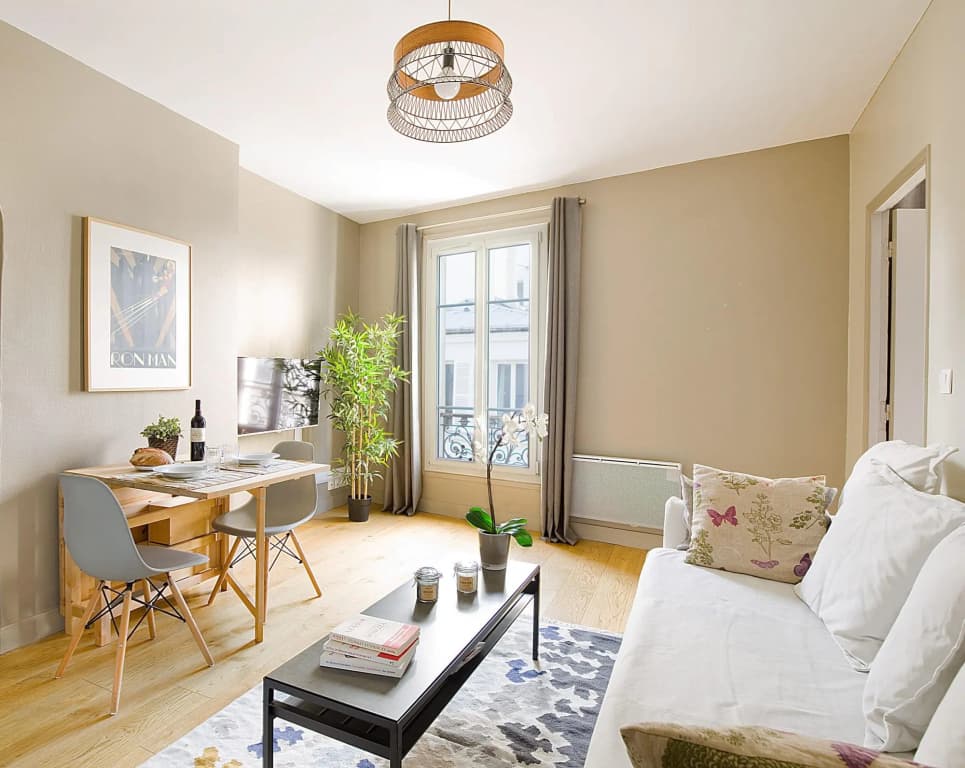 B 823 - Buttes Chaumont - Spacieux appartement - photo 2