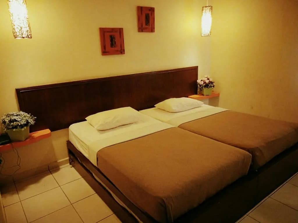 Newbridge Hotel - photo 5