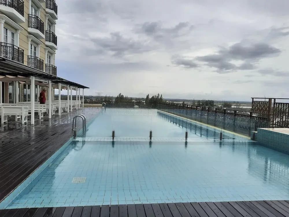 Champs Elysees Homestay by Landmark - photo 9