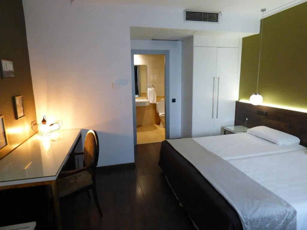 Hotel Moderno Barcelona - photo 30