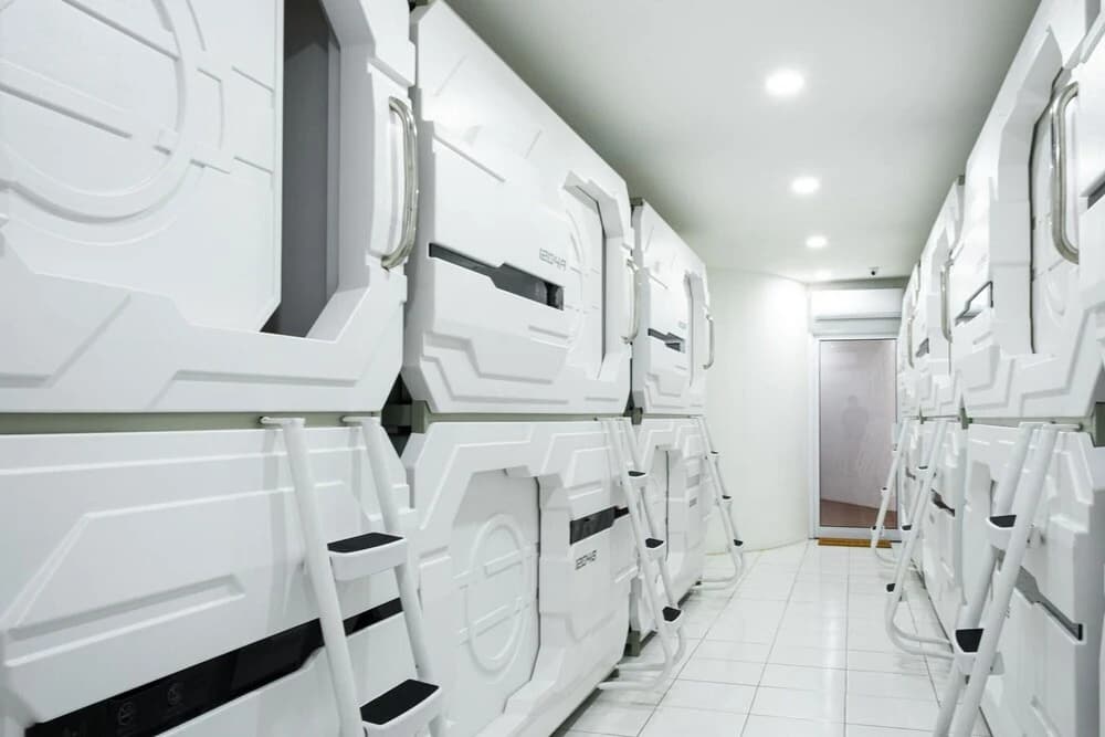 My Capsule Hotel by RedDoorz - photo 18