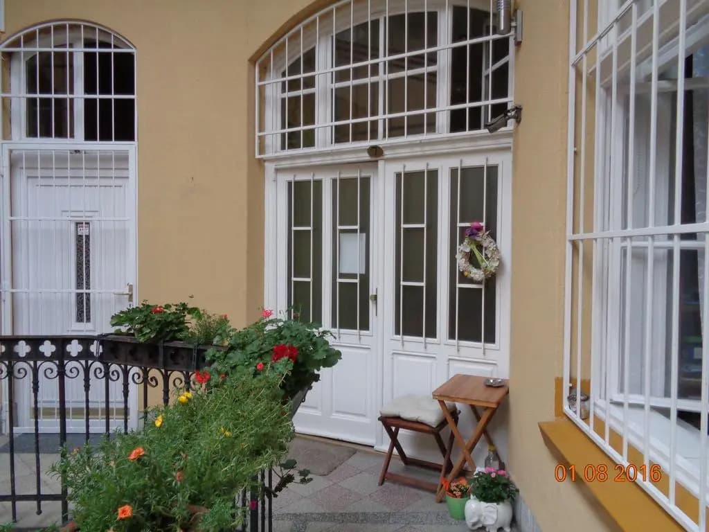 Danube Apartments - photo 1