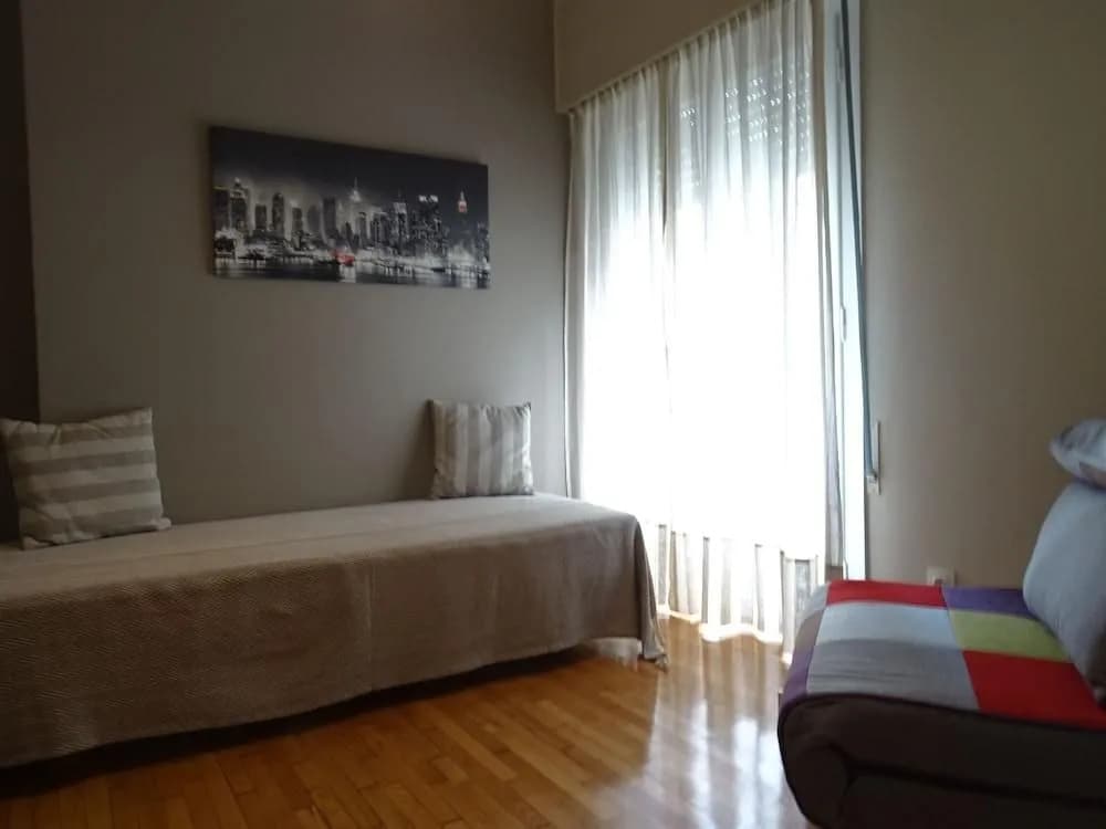 Chic Central Apt In Evangelismos Metro - photo 3