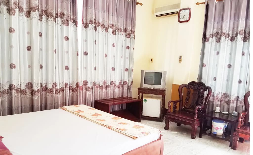 Linh Dan Hotel - photo 6