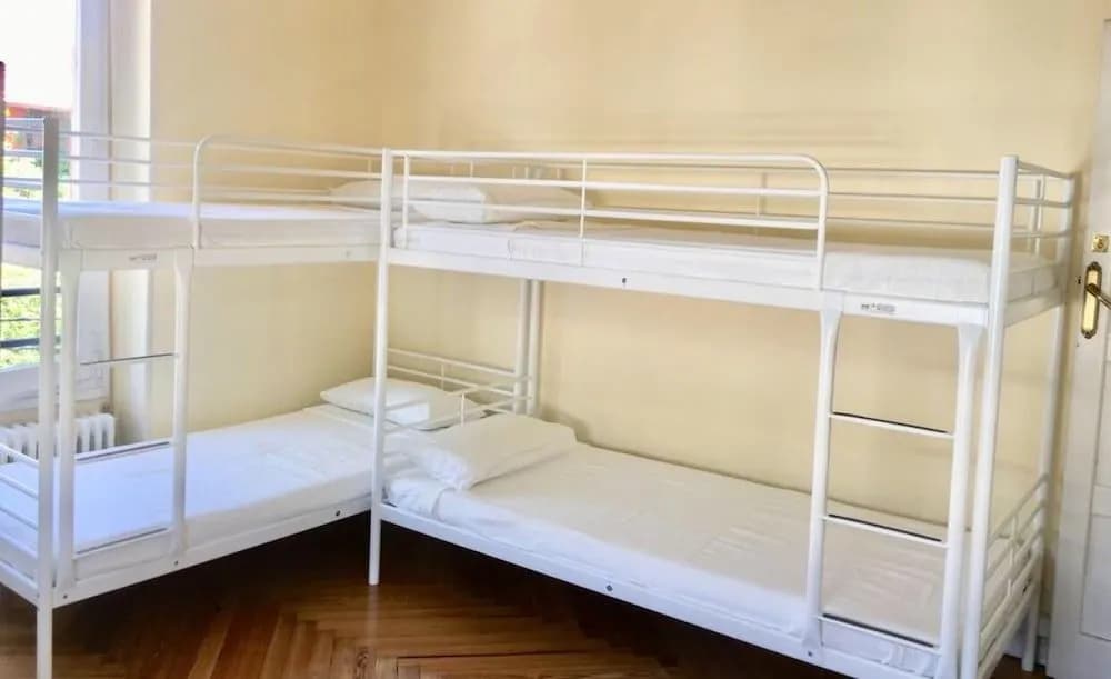 Villa Laurene Hostel - photo 12