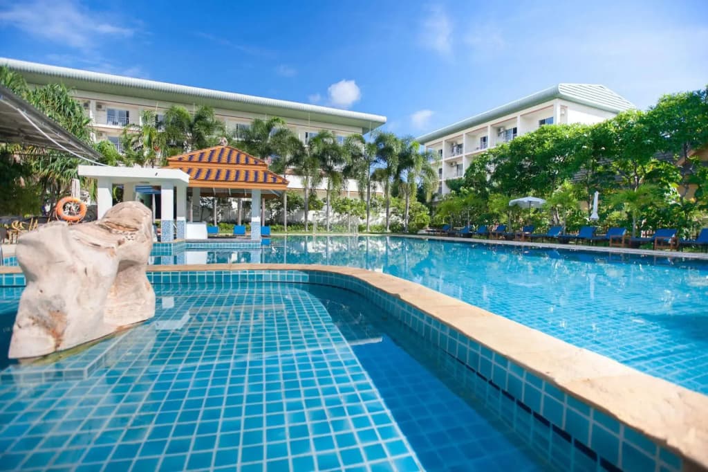 Chalong Beach Hotel Phuket - photo 16