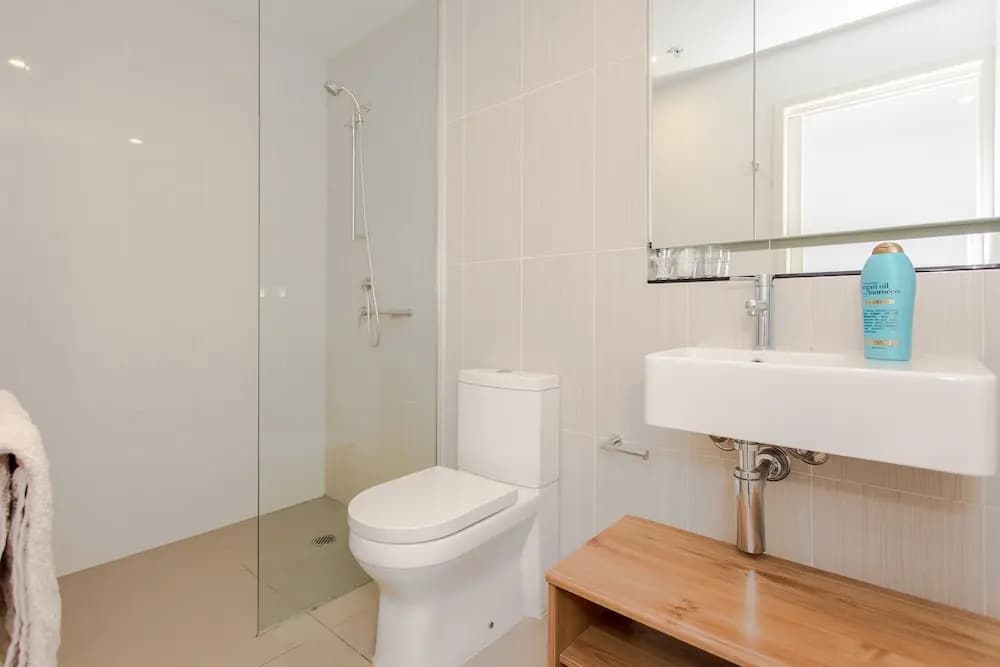 Urban Oasis - Designed Service Apartment - photo 30