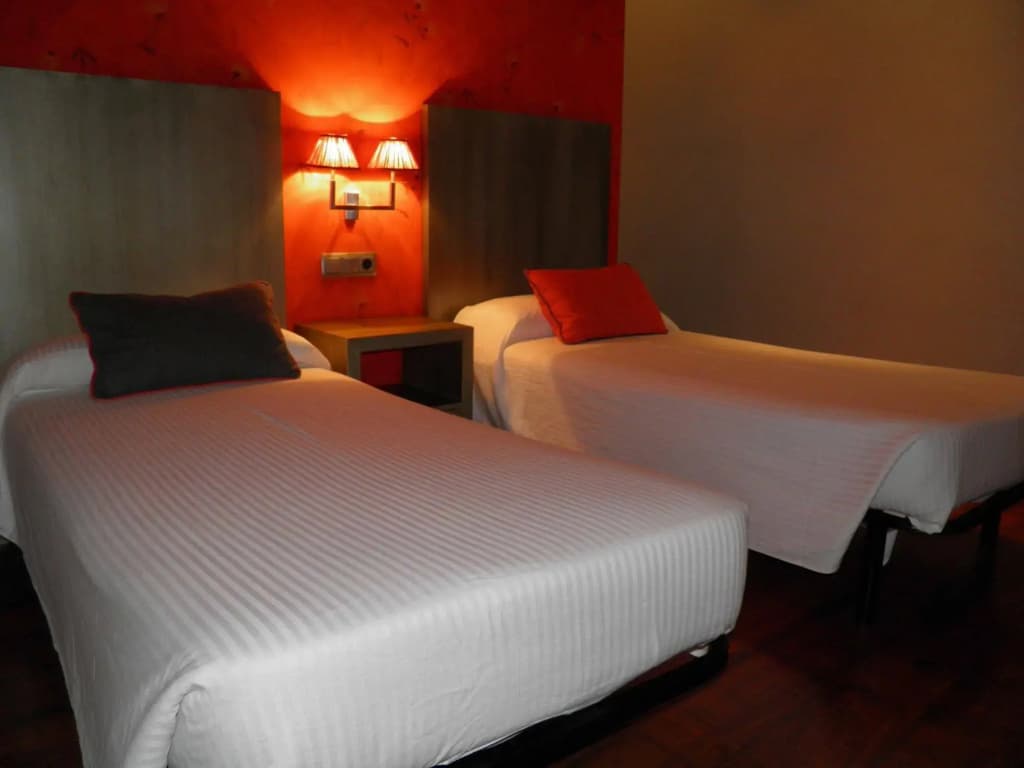 Hotel Annex - photo 4