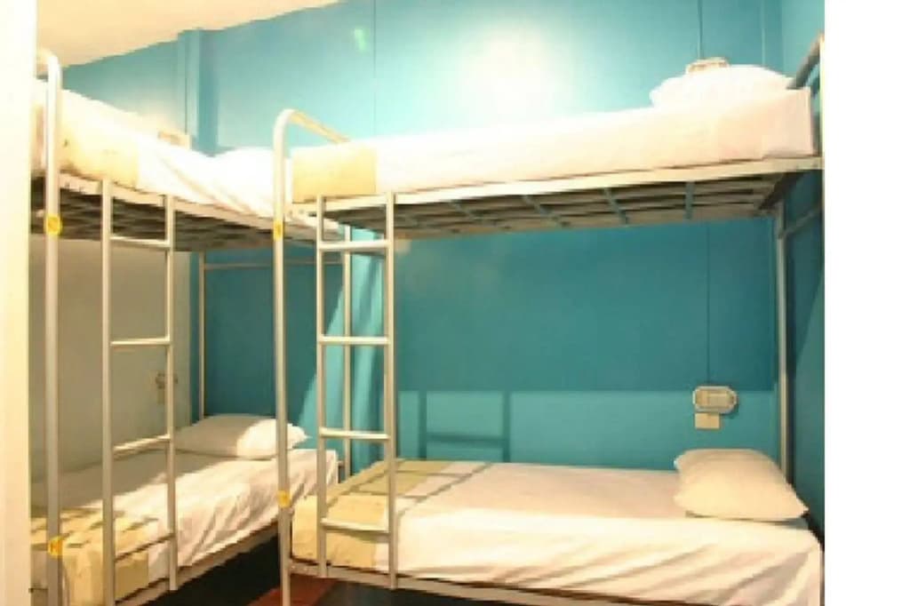 OYO 1054 Phuket Backpacker Hostel - photo 6