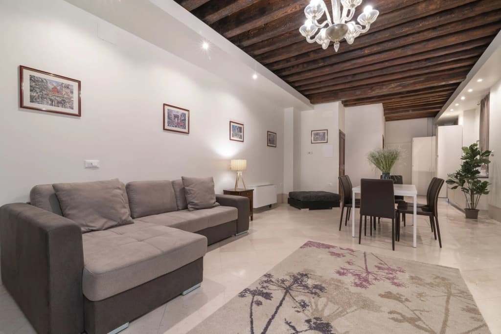Riva Palace Apartments by Wonderful Italy - photo 9