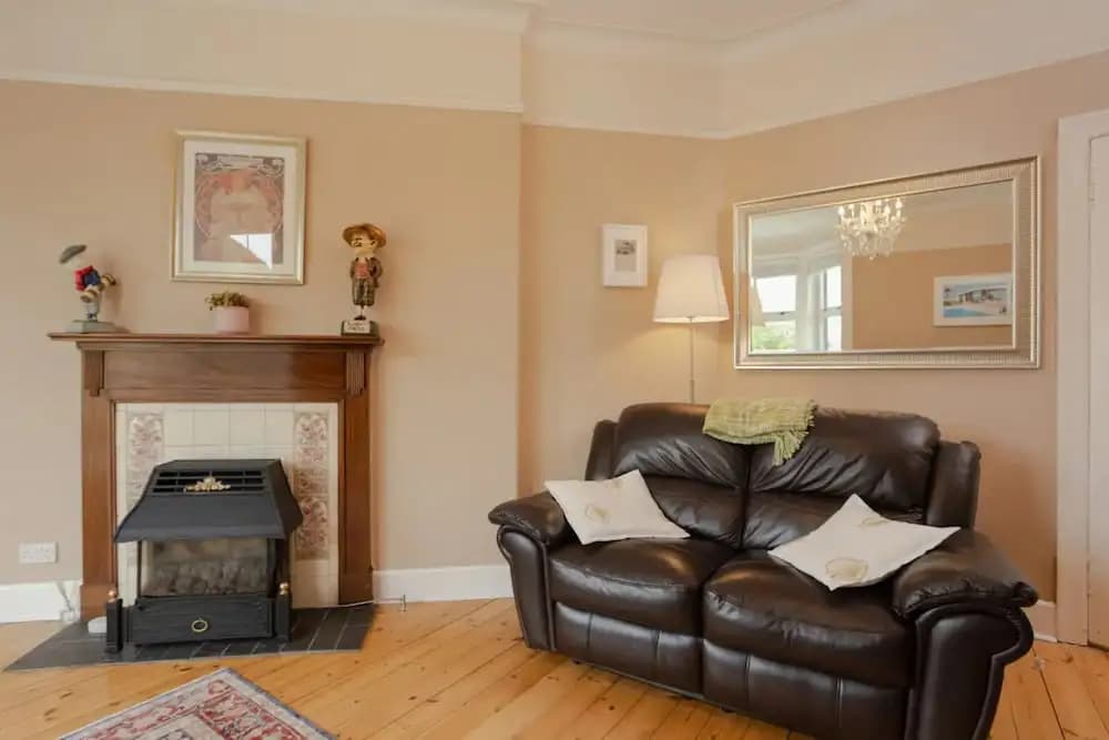 Modern Trinity Apartment In Good Location - photo 10
