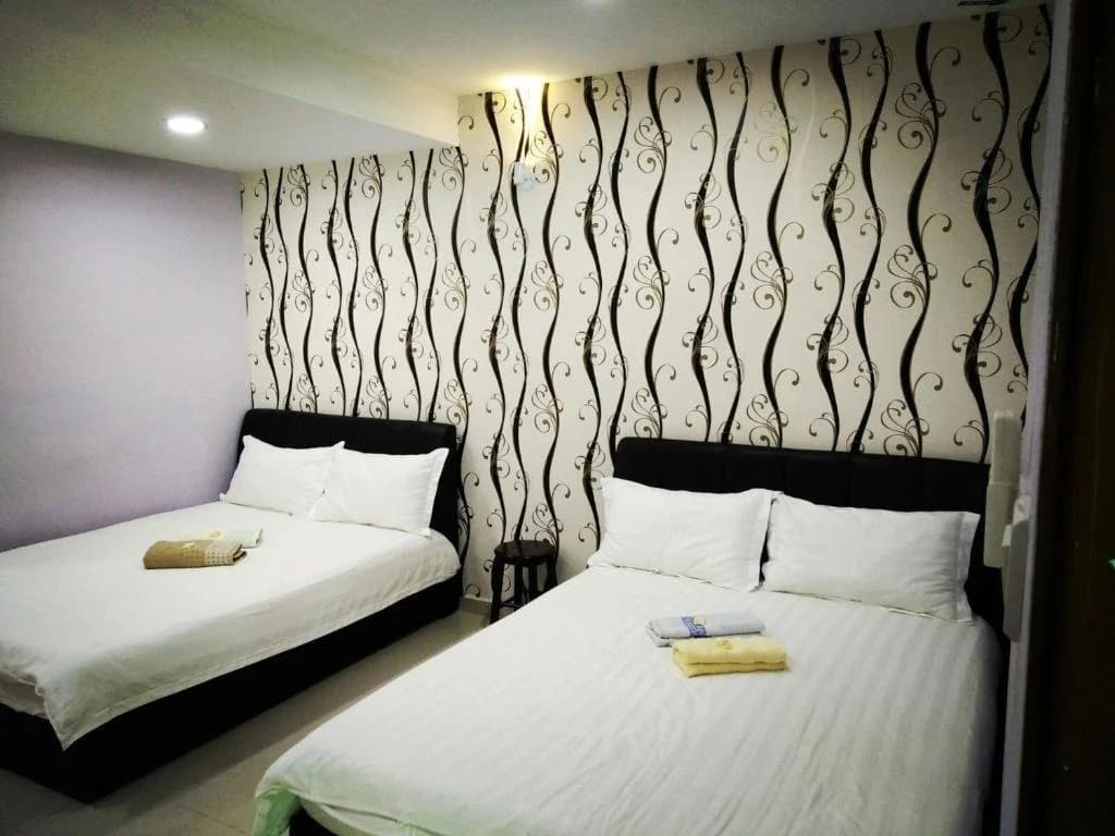 Leaf Guest House - photo 7