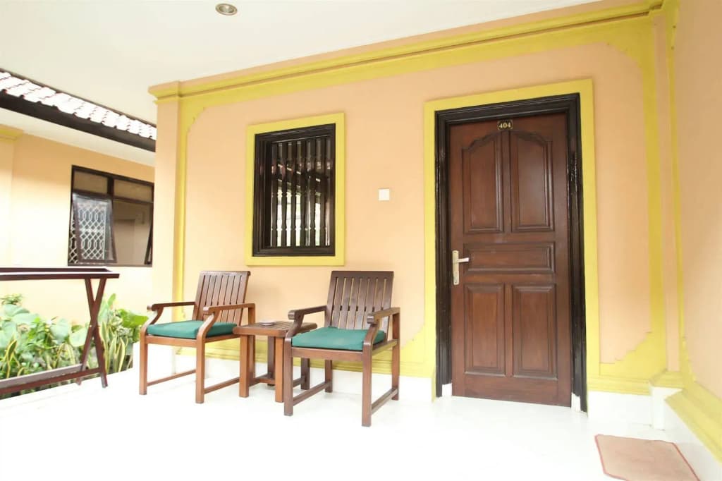 Lusa Hotel - photo 1