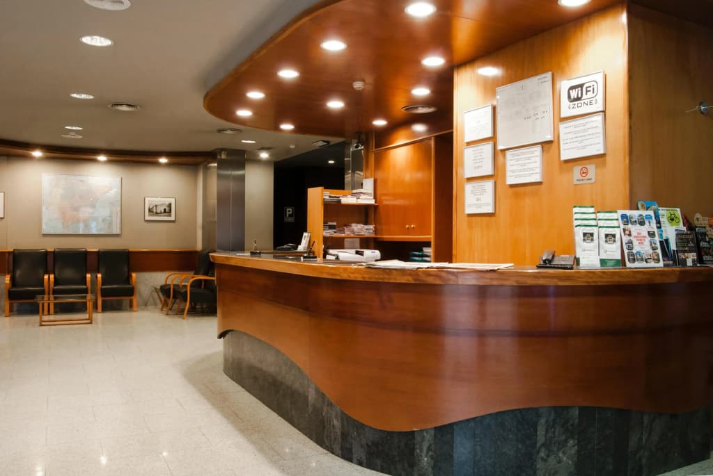 Ronda House Hotel - photo 2