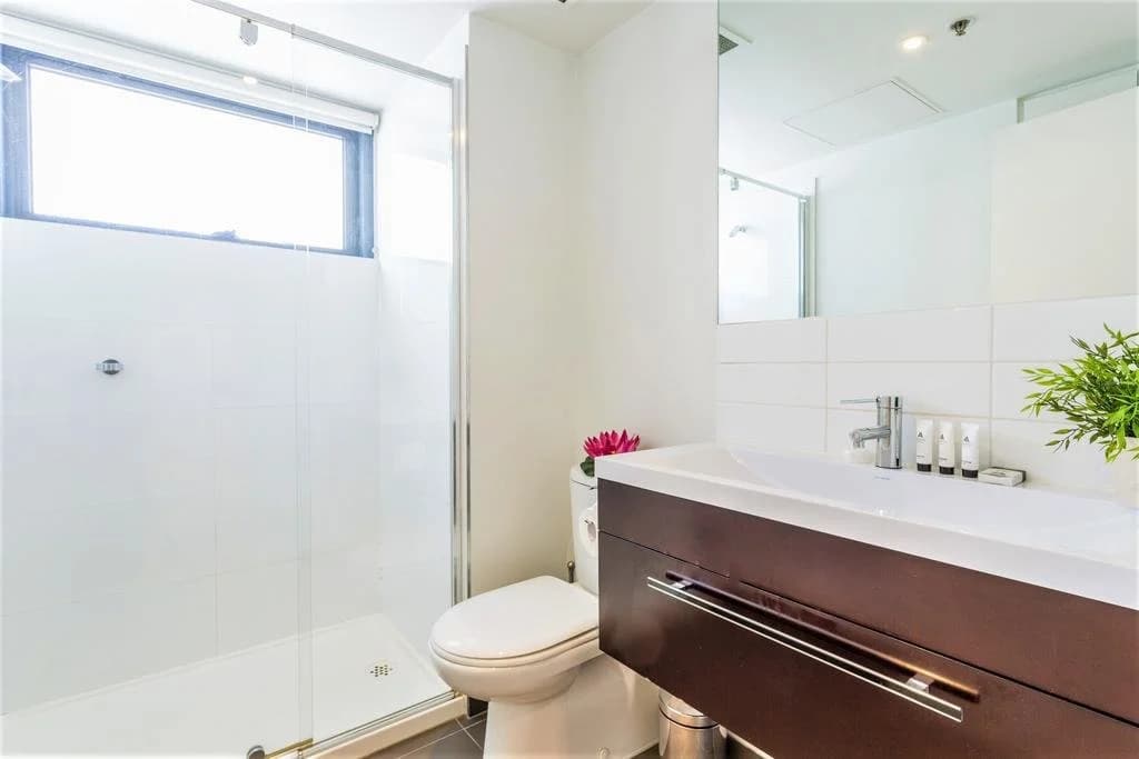 Luxury Apartments by Royal Stays - photo 10