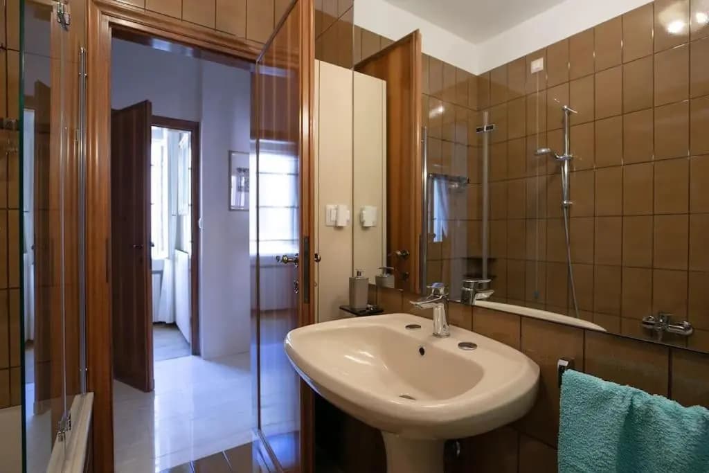 St Mark Apartments - photo 3