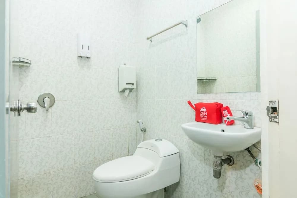 ZEN Rooms Basic Kuta Centre Kartika Plaza - photo 9