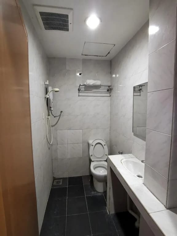 Hotel Dragon Inn - photo 10