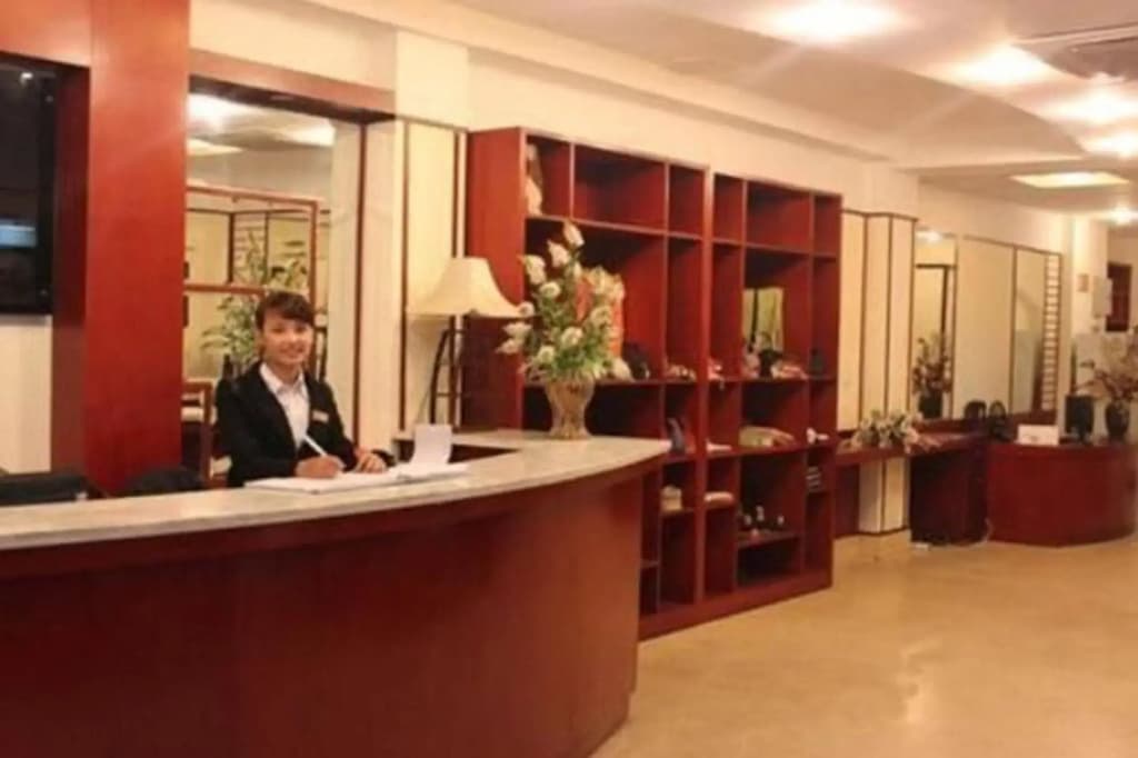 A25 Hotel - 46 Chau Long - photo 11