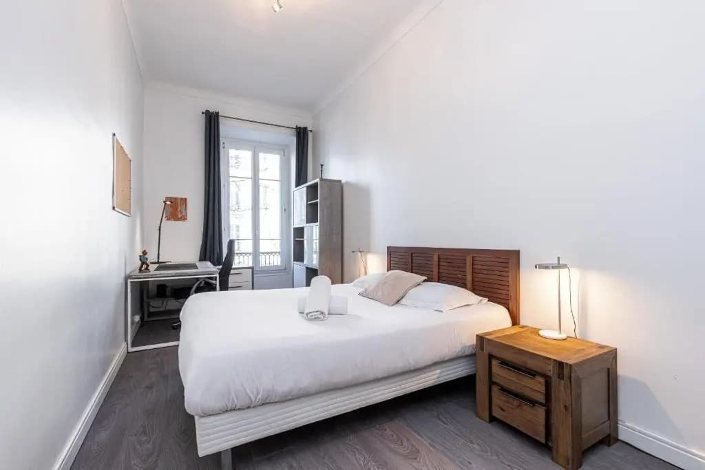 Jean Medecin Av - Large 2 Bdrs Central AC - photo 4