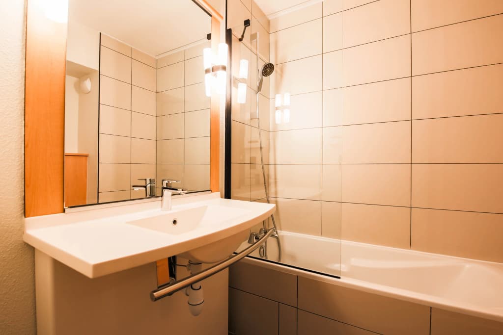 easyHotel Nice Old Town - photo 14