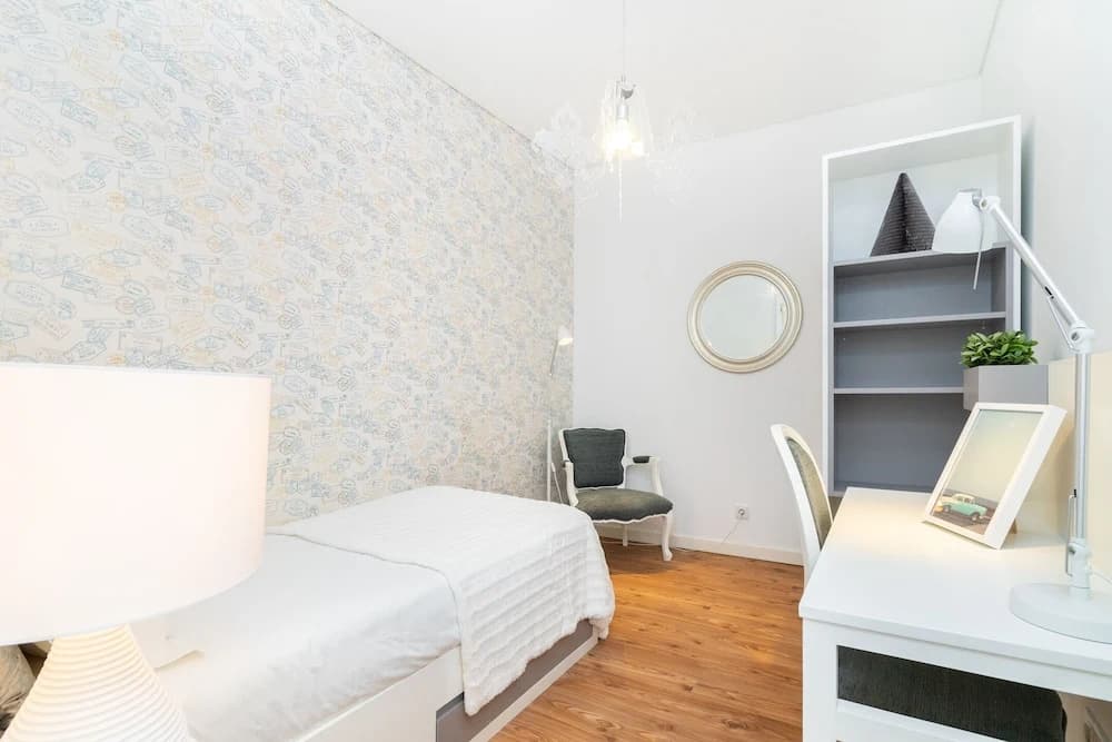 Golden Premium Apartment - photo 18