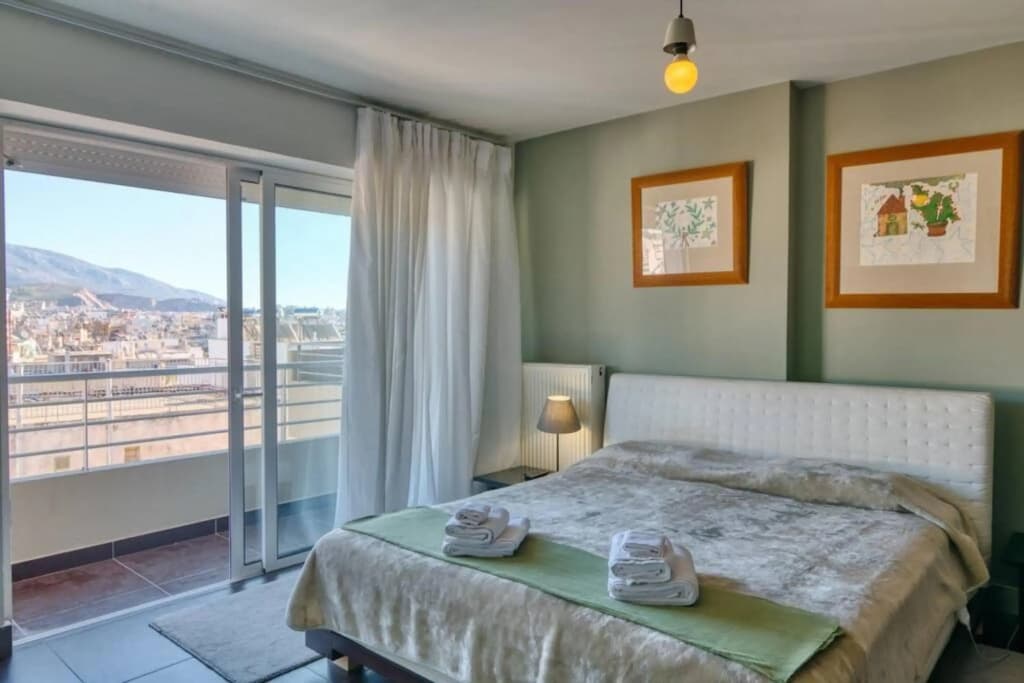 Pristine penthouse with Parthenon view by the pool - photo 2