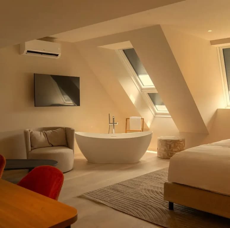 House of Ble - photo 4