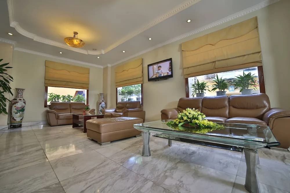 Sunny Hotel - photo 13