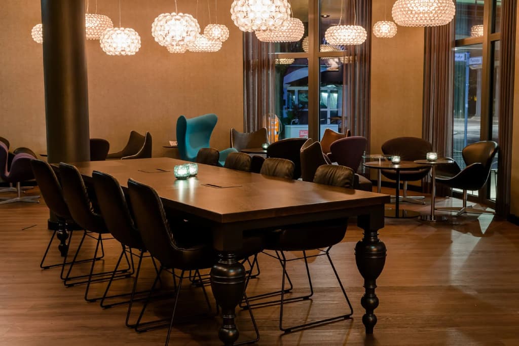 Motel One Berlin-Bellevue - photo 16