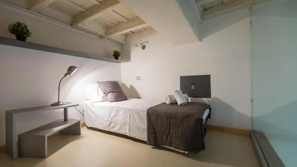 Rental in Rome Bernini Square - main photo