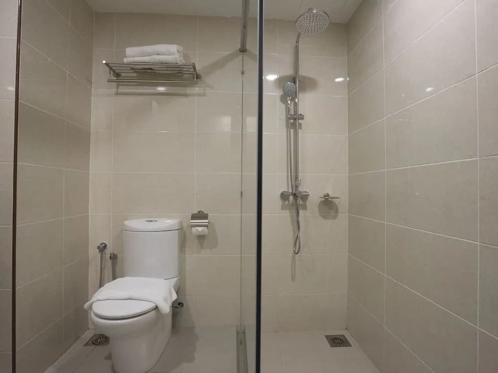 Hotel Holmes GP - photo 8
