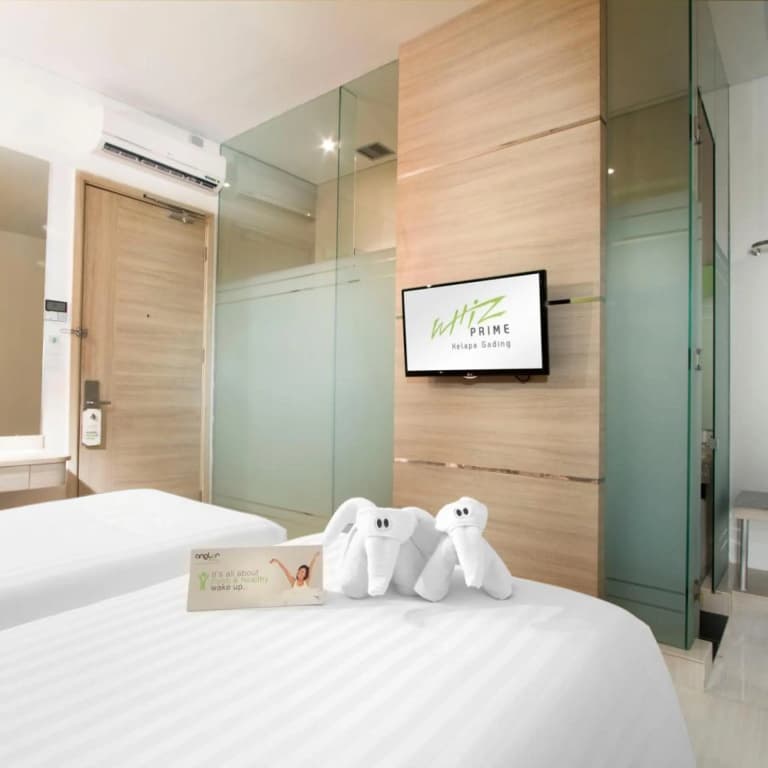 Whiz Prime Hotel Kelapa Gading - photo 36